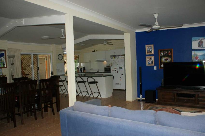 201102162223110.img00120.jpg?property1Dir=DESC&property1Order=Sorter_suburb&property_id=2